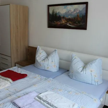 Ferienwohnung /zimmervermietung Grosse * Bad Kosen