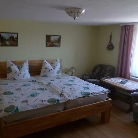Ferienwohnung /zimmervermietung Grosse Appartement *